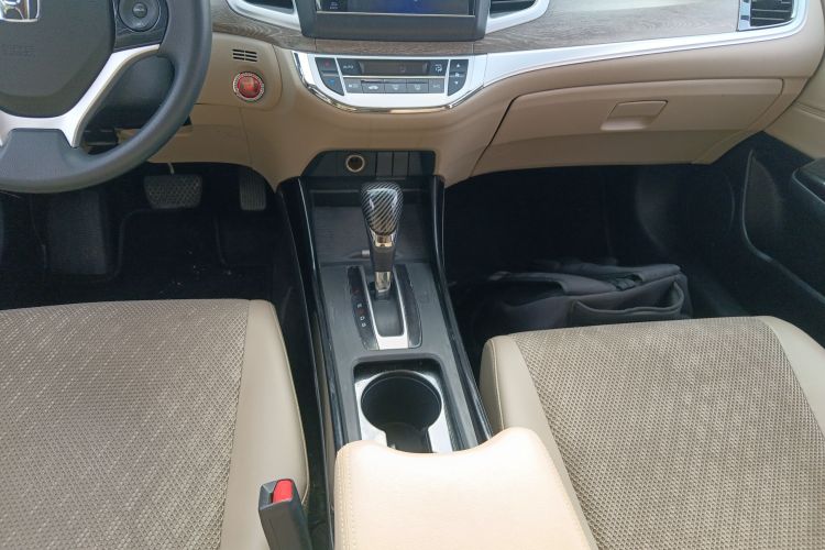 Honda Jade 2017 imagen de coche #14