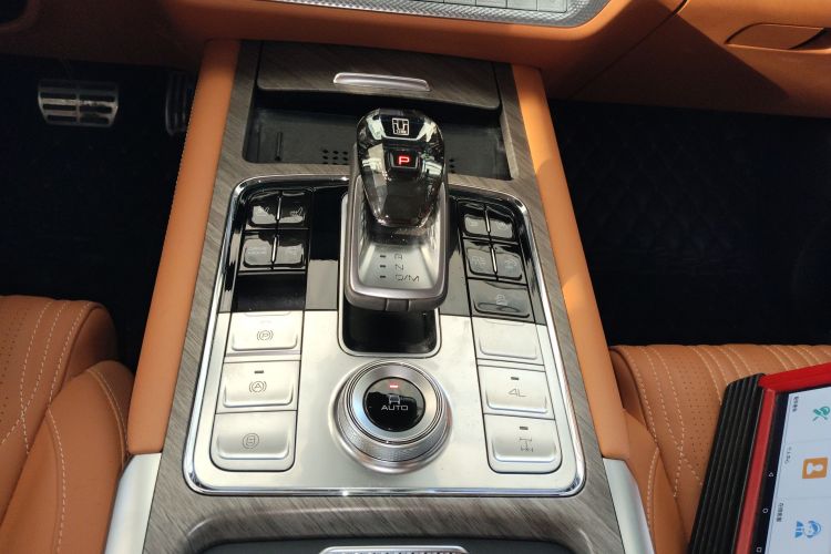 Tank 500 2023 car image #14