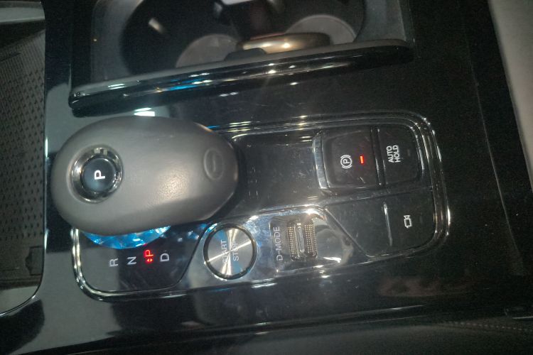 GAC Trumpchi E9 2024 imagem de carro #14