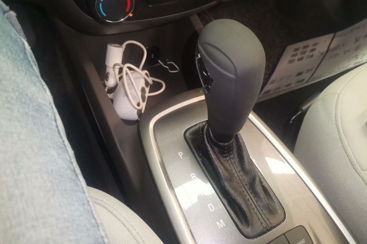 Chevrolet Lova 2016 car image #14