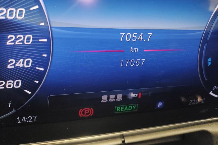 Mercedes-Benz C Class New Energy 2023 صورة سيارة #14