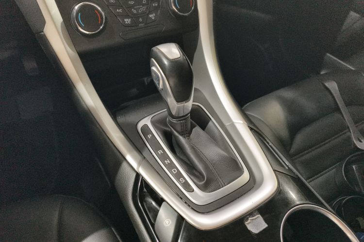 福特 蒙迪欧 2015 汽车图片 #14