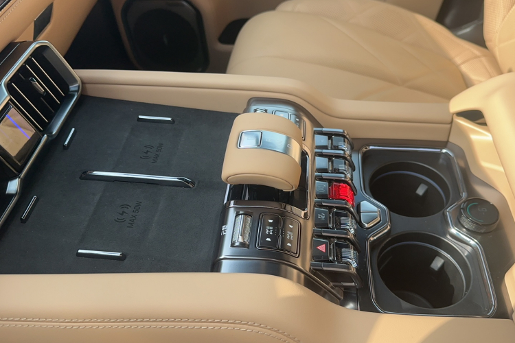FangChengBao Leopard 8 2025 car image #14