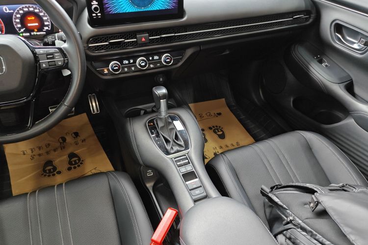 Honda ZR-V 2024 car image #14