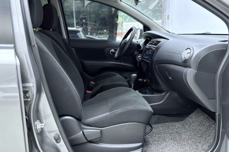 日产 骊威 2018 汽车图片 #14