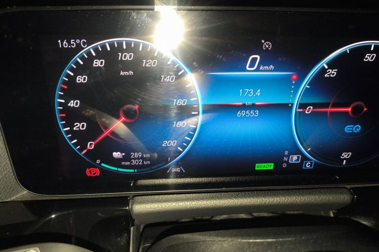 Mercedes-Benz EQA Class 2022 #14 Mercedes-Benz EQA Class 2022 imagen de coche #14
