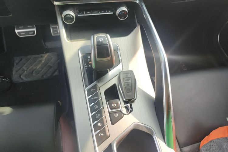 GEELY Coolray 2019 #14 GEELY Coolray 2019 car image #14