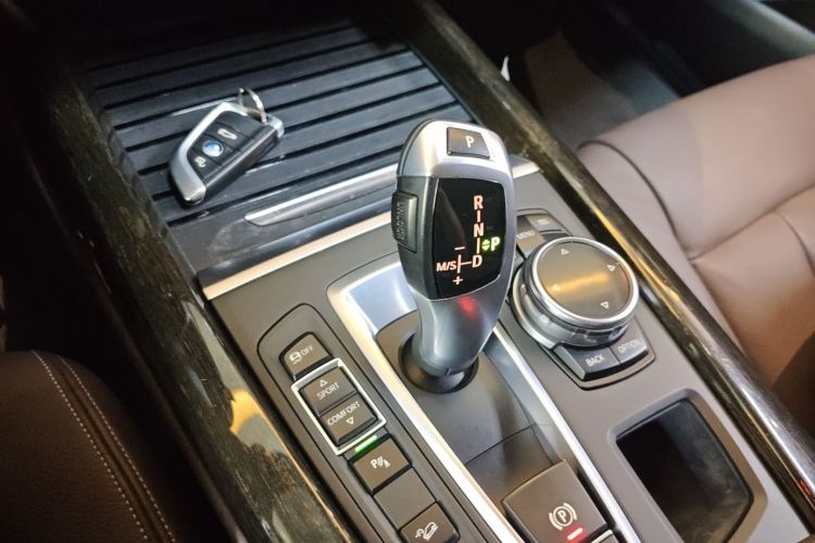 BMW X5 2014 car image #14