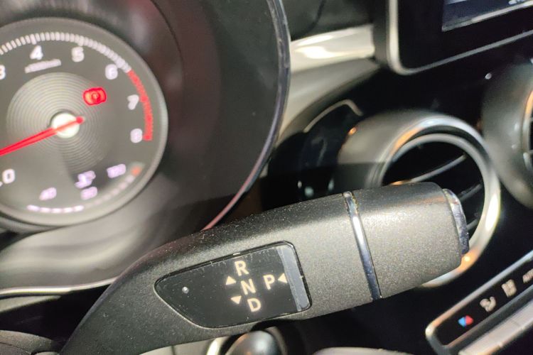 Mercedes-Benz GLC Class 2016 car image #14