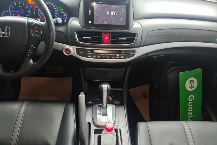 Honda CROSSTOUR 2015 car image #14