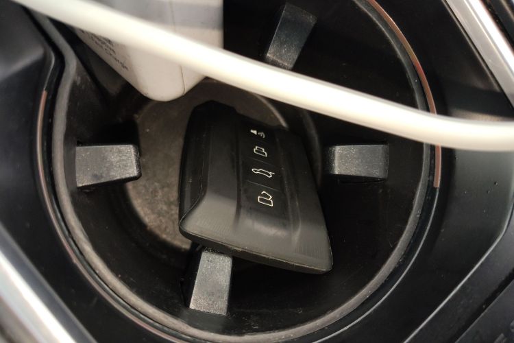 Tank 400 2023 car image #14