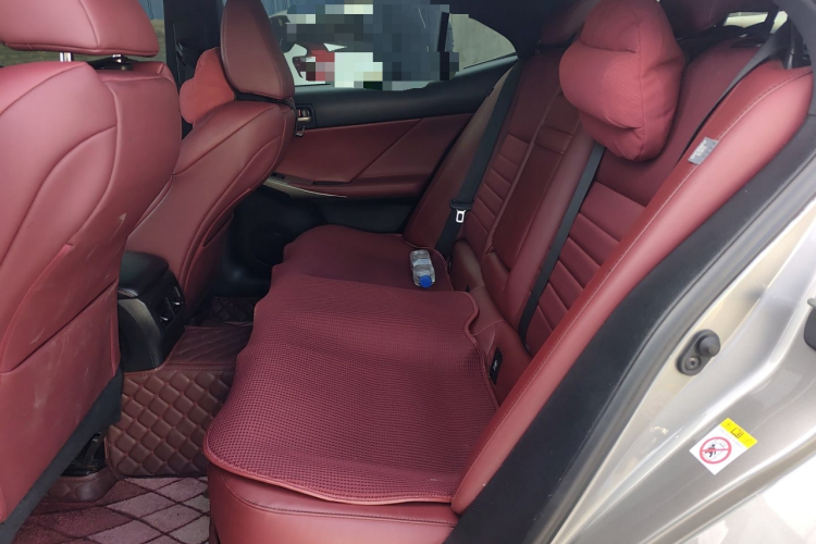 丰田 雷克萨斯IS 2017 汽车图片 #14