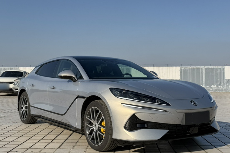 Denza Z9GT 2025 #14 Denza Z9GT 2025 immagine di auto #14