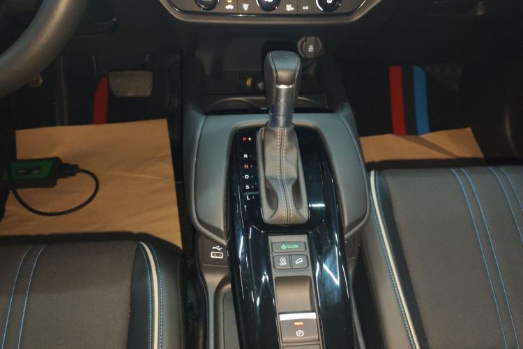 Honda HR-V 2024 изображение автомобиля #14