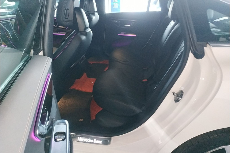 Mercedes-Benz EQE Class 2022 #14 Mercedes-Benz EQE Class 2022 car image #14