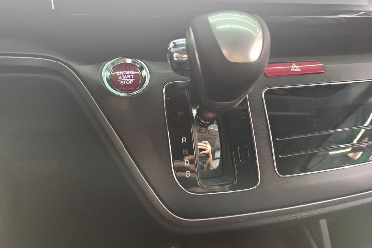 Honda Elysion 2018 car image #14