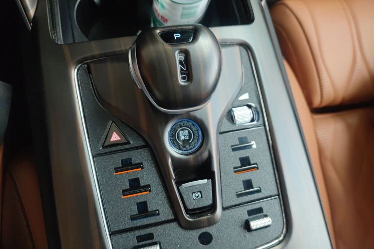 BYD Tang New Energy 2023 #14 BYD Tang New Energy 2023 image de voiture #14