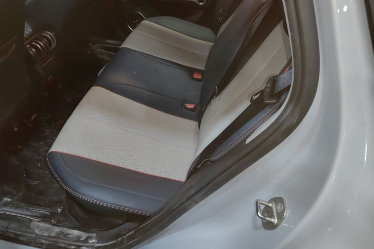 BYD Yuan 2022 #14 BYD Yuan 2022 immagine di auto #14