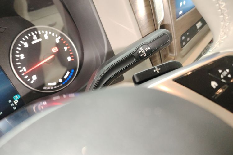 Mercedes-Benz Vito 2024 #14 Mercedes-Benz Vito 2024 car image #14