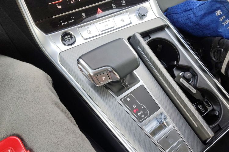 Audi A7 2024 car image #14