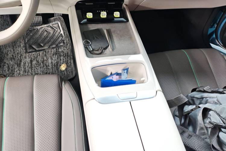 Deepal L07 2024 #14 Deepal L07 2024 car image #14