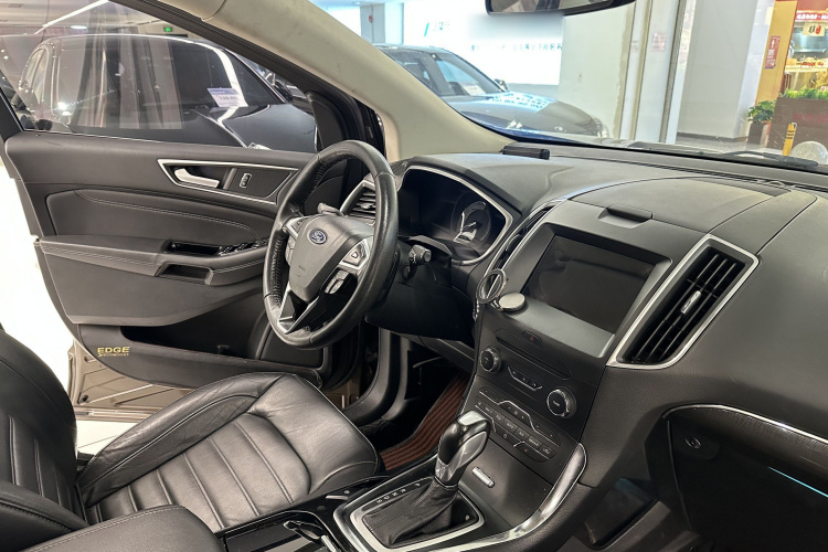 Ford Edge 2017 صورة سيارة #14