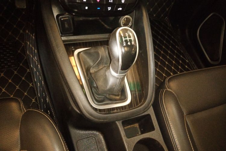 SWM X7 2016 imagen de coche #14