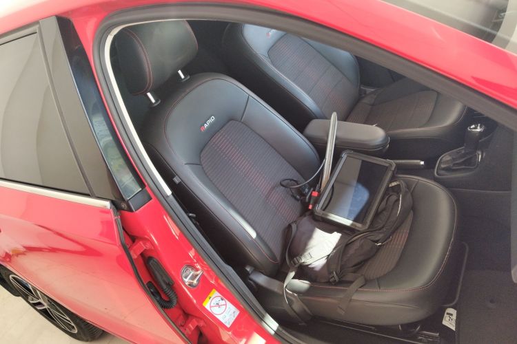 Skoda Rapid Spaceback 2016 immagine di auto #14