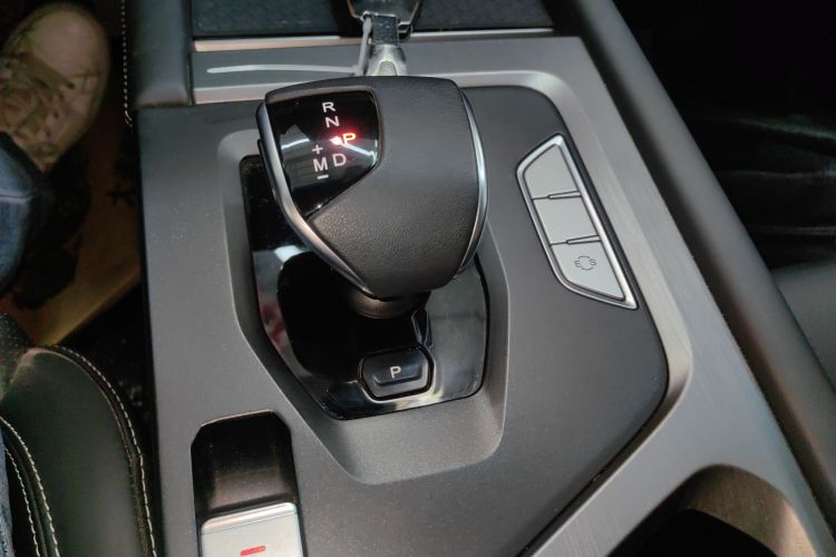 Soueast DX8 S 2023 car image #14