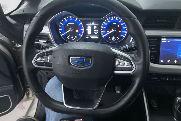 Vision X3 2019 car image #14