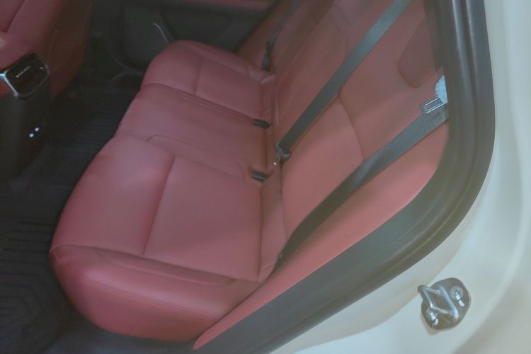 2023 car image #14