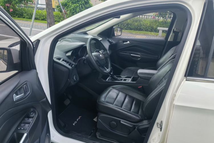 Ford Kuga 2017 #14 Ford Kuga 2017 car image #14