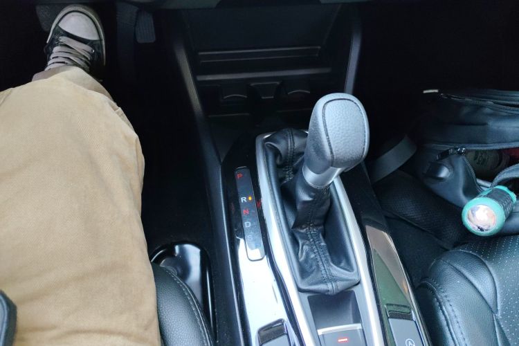 Honda Envix 2019 صورة سيارة #14