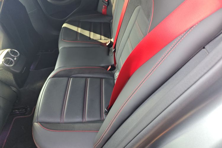 Mercedes-Benz E AMG 2019 immagine di auto #14