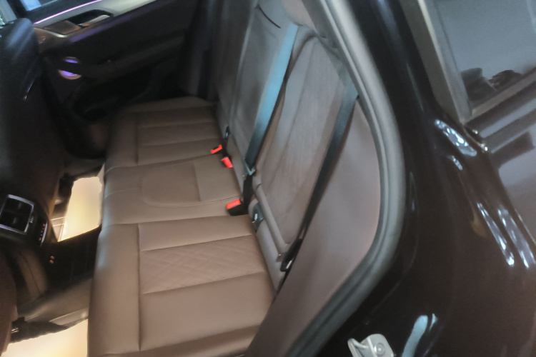 BMW iX3 2024 #14 BMW iX3 2024 car image #14