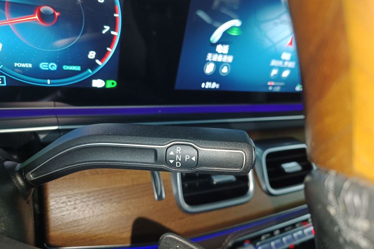 Mercedes-Benz GLS Class 2021 car image #14