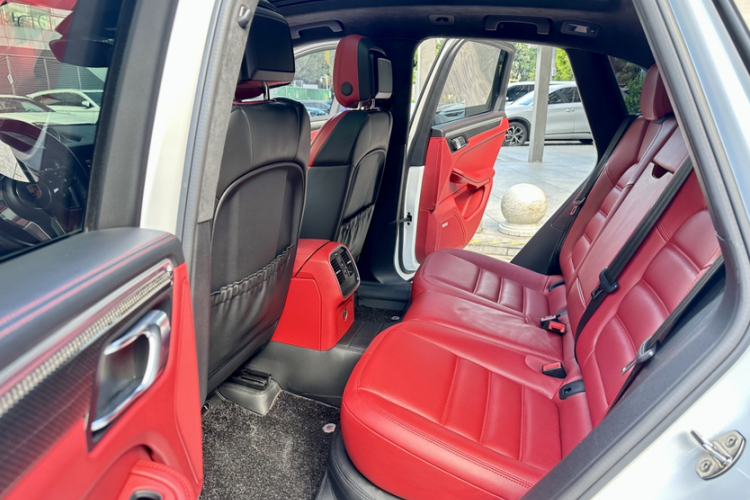 2018 #14 2018 car image #14