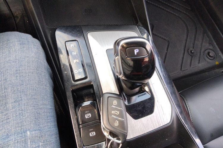 MG 5 2022 #14 MG 5 2022 car image #14