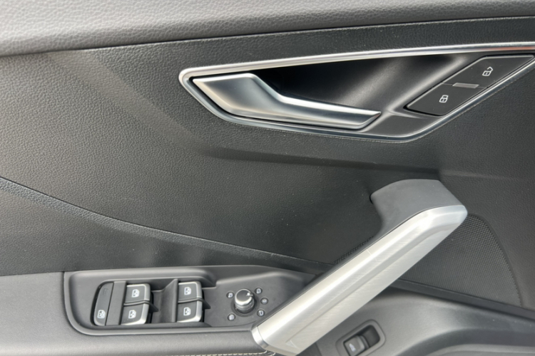 奥迪Q2L 2019 汽车图片 #14