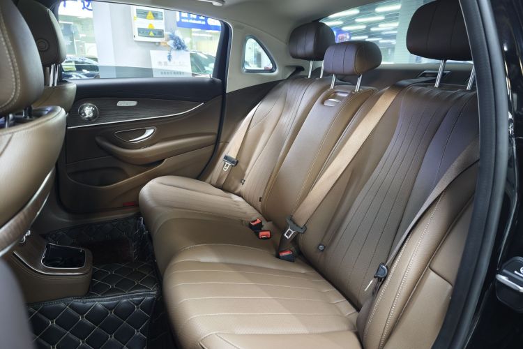 Mercedes-Benz E Class 2022 car image #14