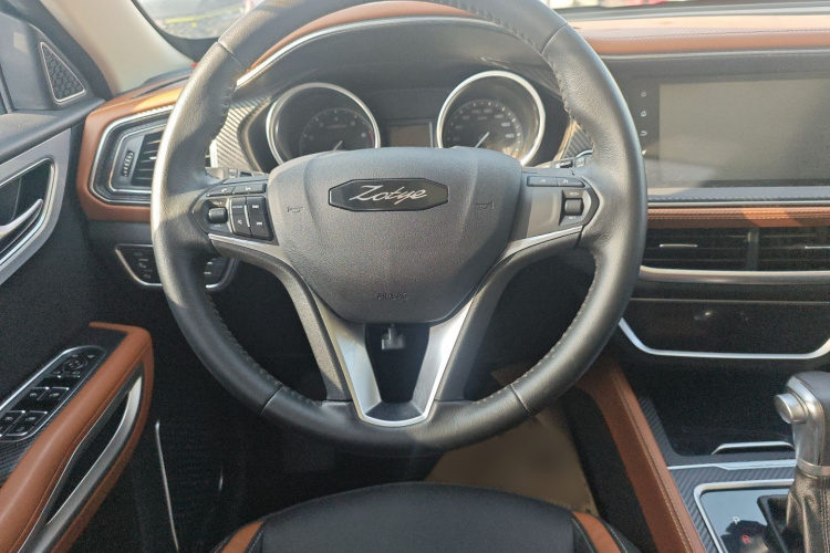 众泰 众泰T300 2019 汽车图片 #14