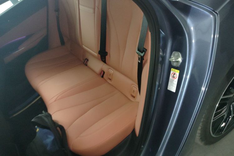 BYD Seal 2025 car image #14