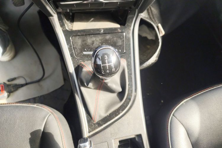 Great Wall C50 2015 #14 Great Wall C50 2015 car image #14