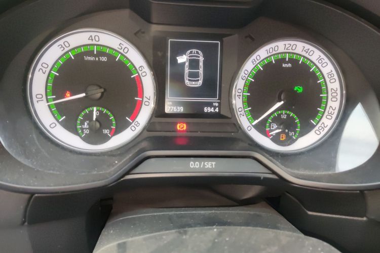 Skoda Octavia 2017 car image #14