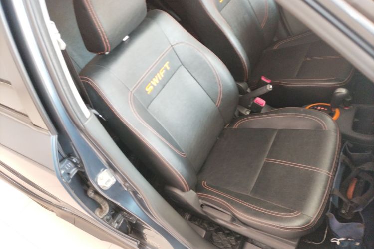 铃木 雨燕 2019 汽车图片 #14