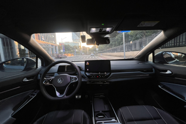 Volkswagen ID.4 X 2022 car image #14