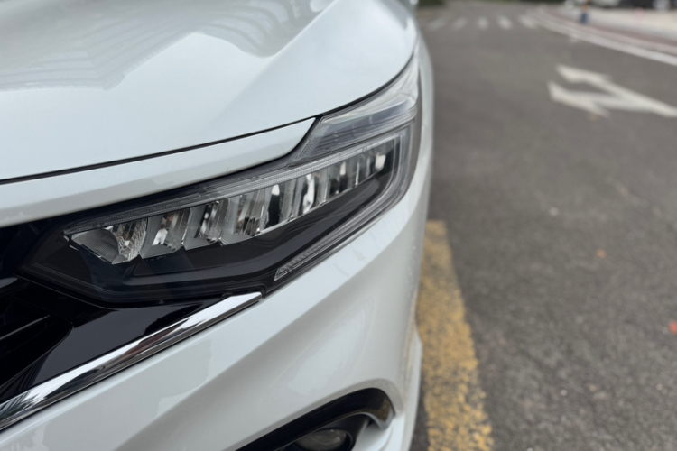 Honda Envix 2019 صورة سيارة #14