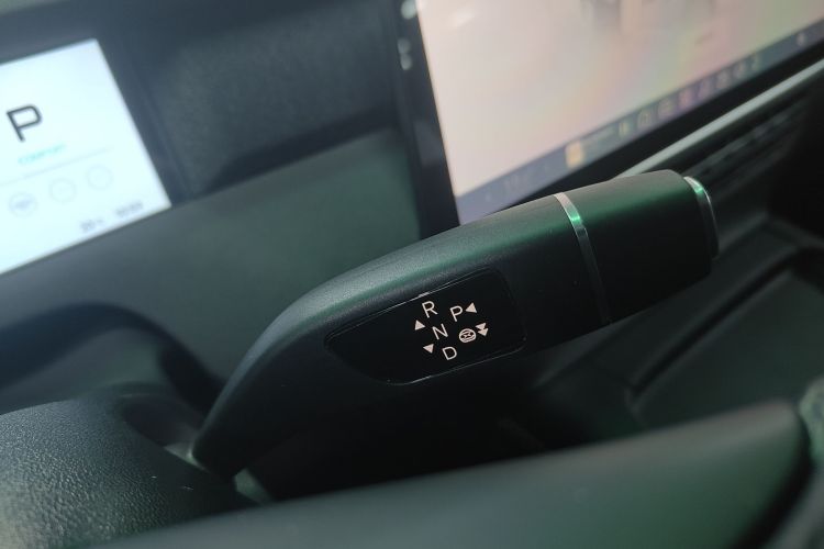 Xpeng G6 2024 immagine di auto #14