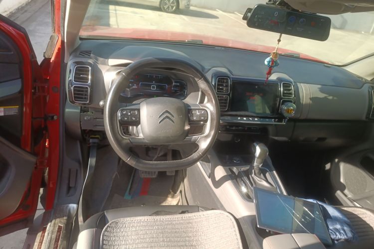 Citroen C5 AIRCROSS 2017 immagine di auto #14