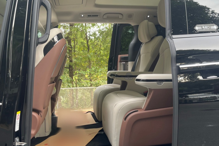 BYD Xia 2024 immagine di auto #14